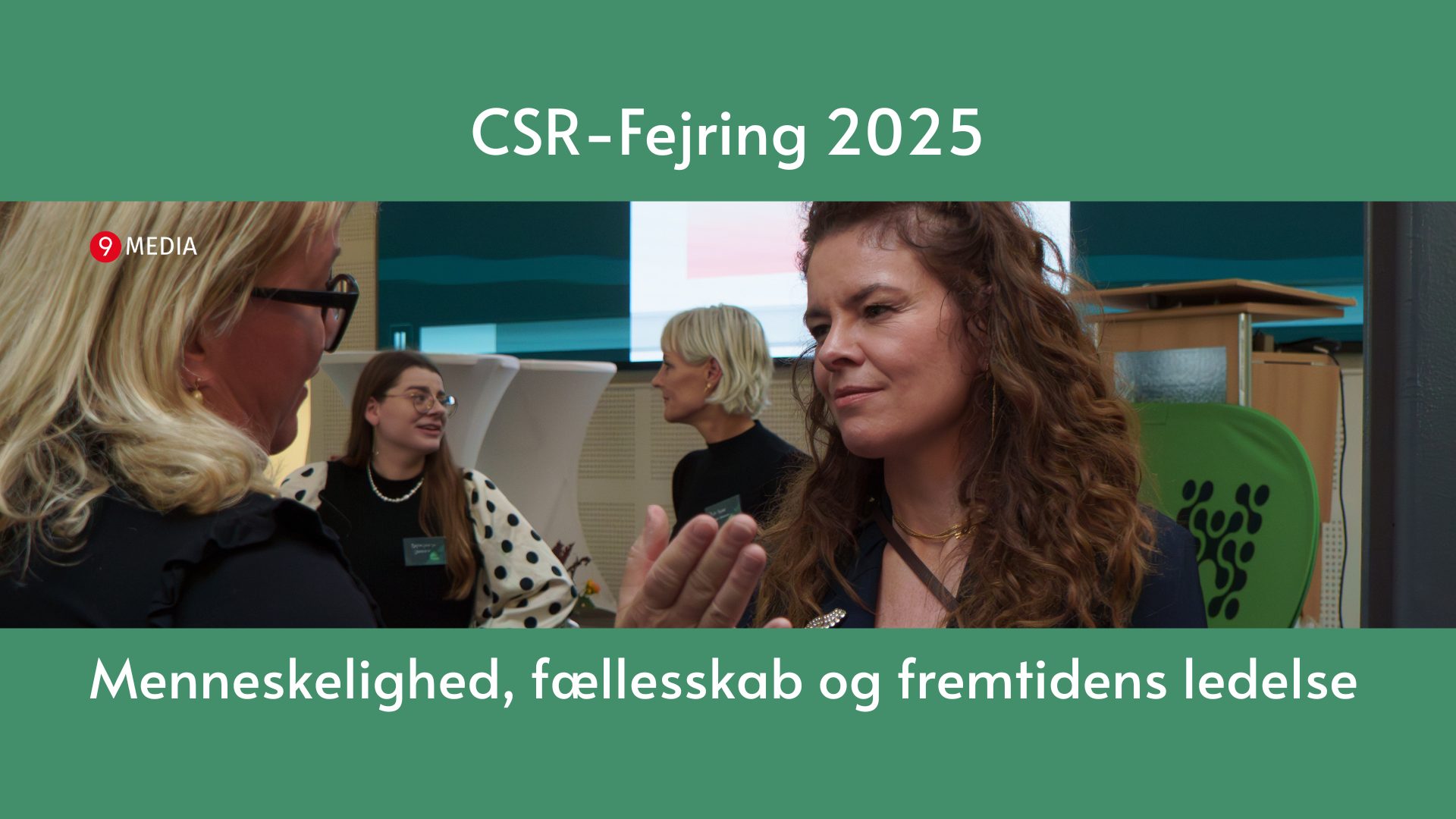 Julie Lahme i samtale med deltager ved CSR-fejring