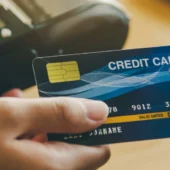Credit card og betalingsterminal