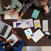 Blogindlæg på Iværksætterbloggen - 10 Effektive Strategier for at Skalere Din Startup